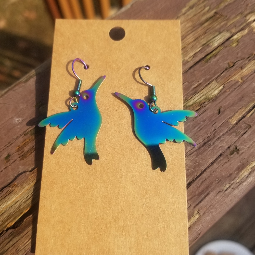 Stunning Blue Aqua Color changing Stainless Steel Earrings Light as a feather